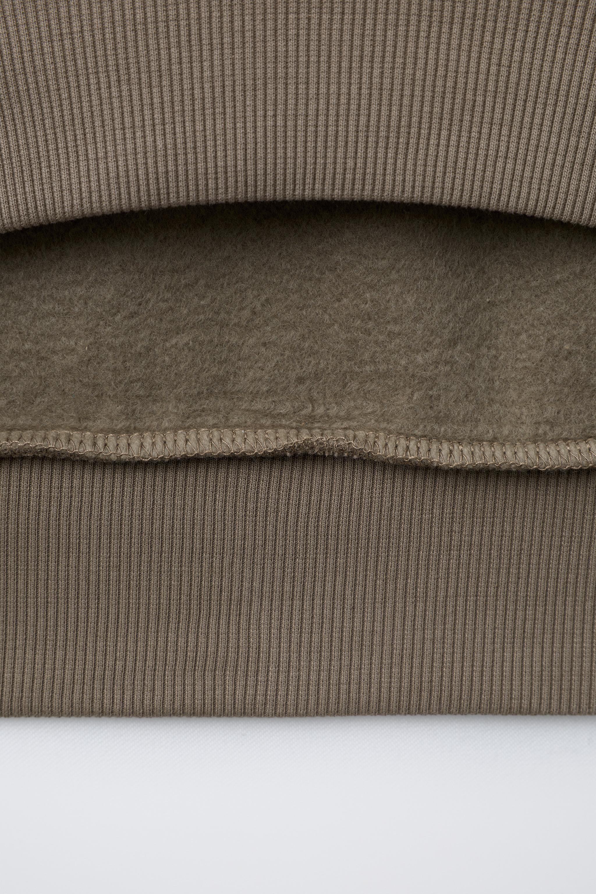 SWEATSHIRT AND JOGGER SET WITH TEXT PATCH